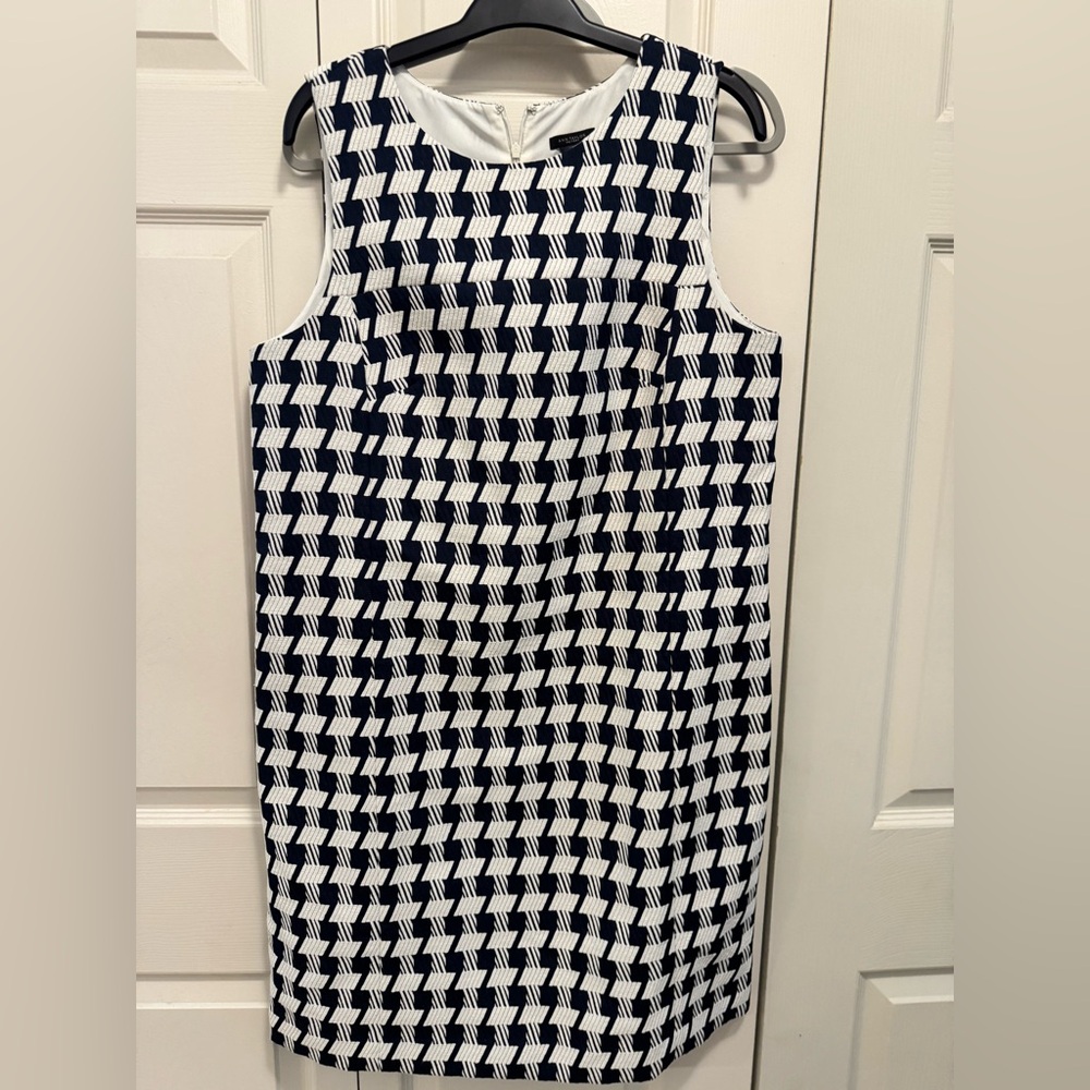 Ann Taylor size 12 sheath dress